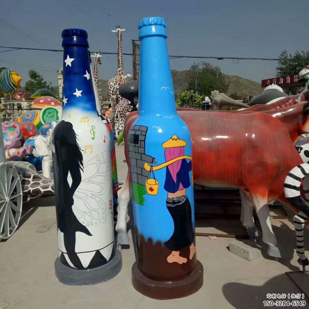 彩繪酒瓶雕塑廠家，公園玻璃鋼酒瓶雕塑制作