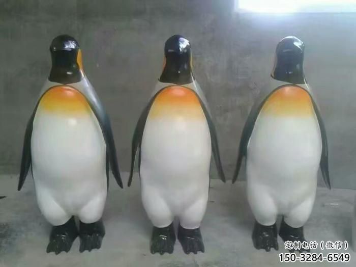 彩繪玻璃鋼企鵝雕塑 仿真動物雕塑 步行街?jǐn)[件