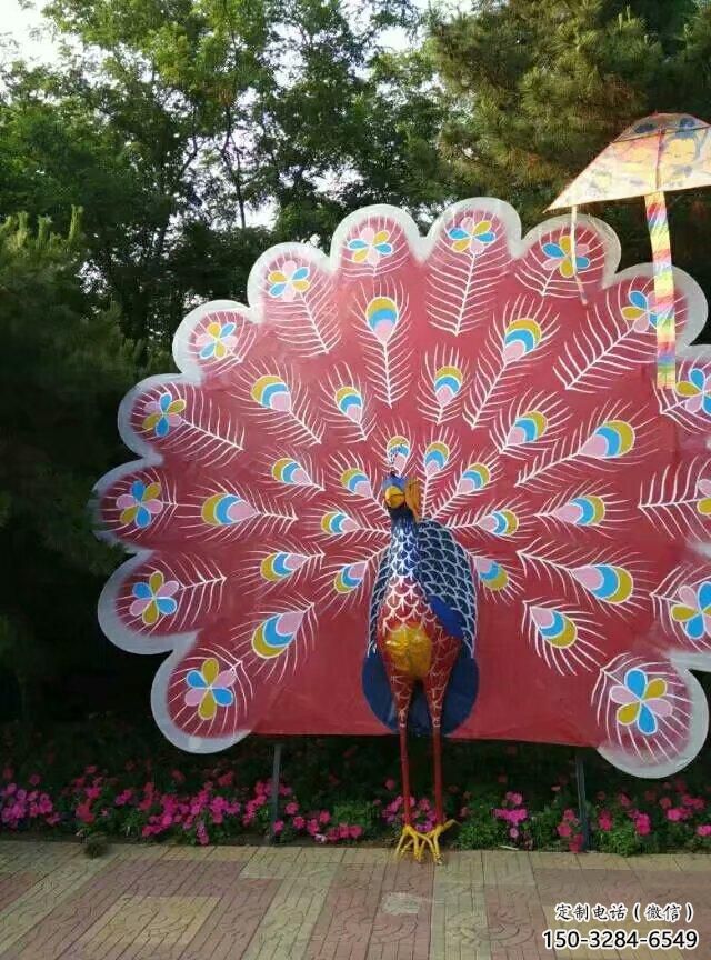 創(chuàng)意孔雀雕塑 步行街店門口雕塑 玻璃鋼動物雕塑小品