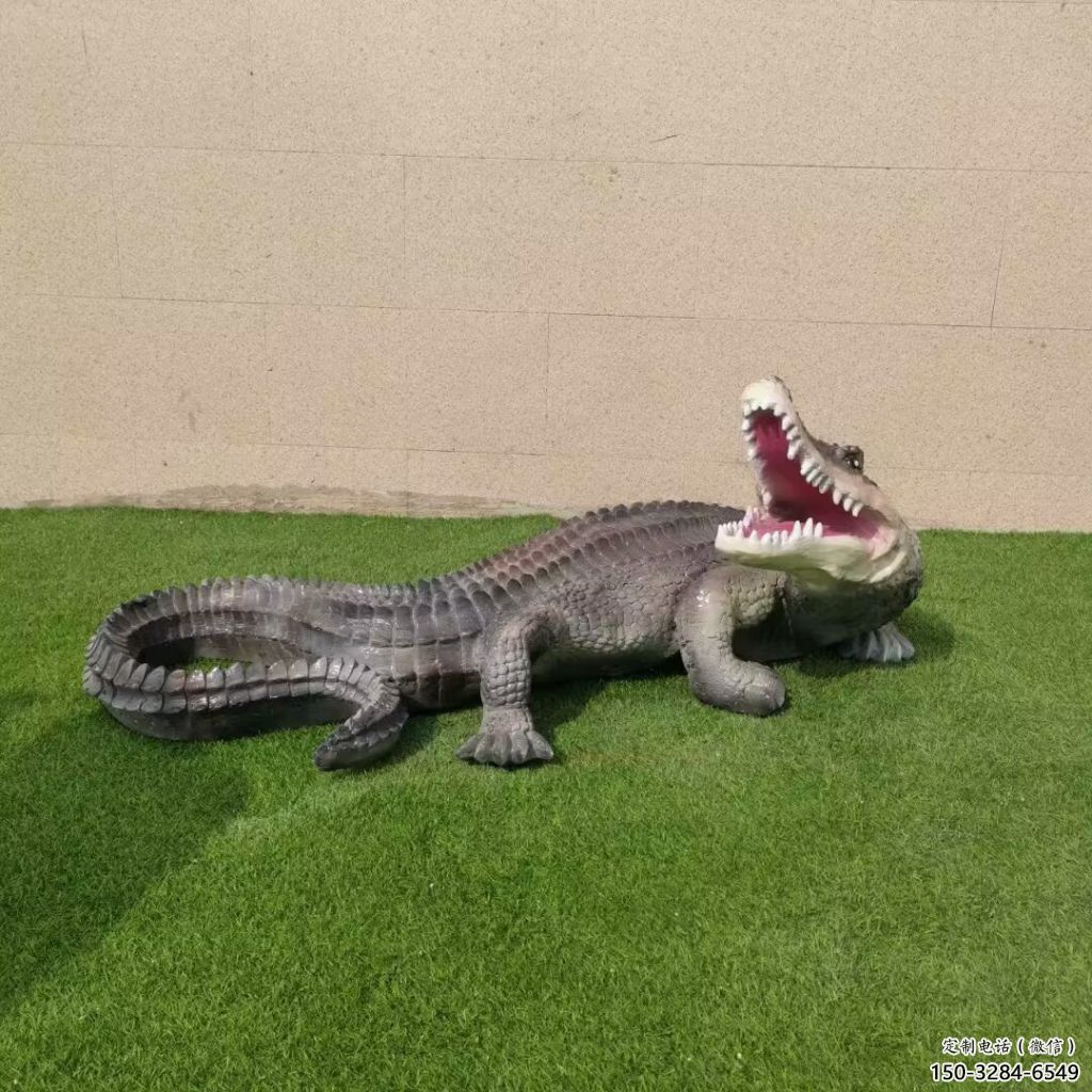 商場(chǎng)玻璃鋼鱷魚雕塑 仿真動(dòng)物雕塑 店門口小品