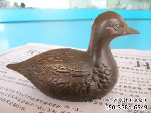鴨子雕塑廠家，仿真動(dòng)物， 公園廣場(chǎng)街頭擺件 (3)