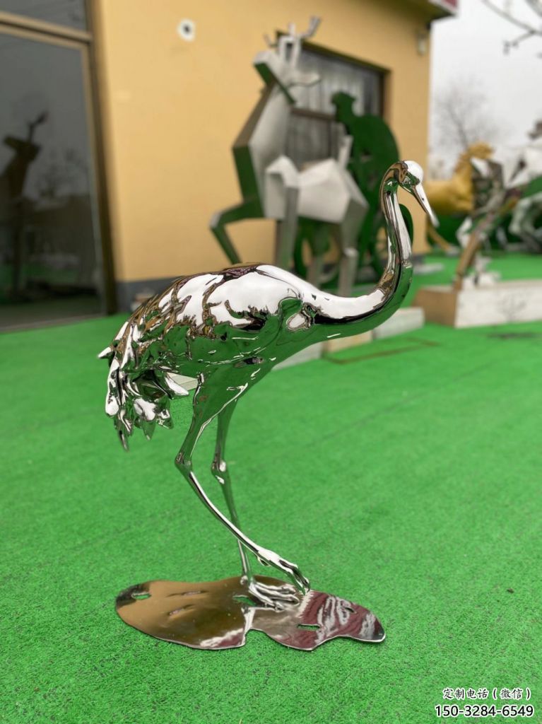 彩繪鴕鳥(niǎo)雕塑 仿真飛鳥(niǎo)雕塑 步行街?jǐn)[件