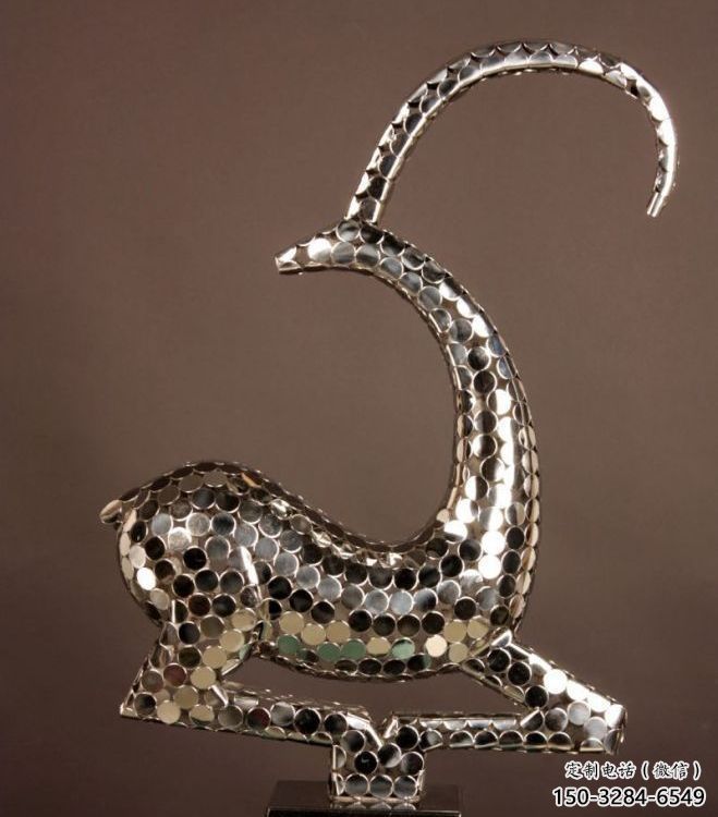 不銹鋼山羊雕塑廠家，仿真動物，戶外公園擺件