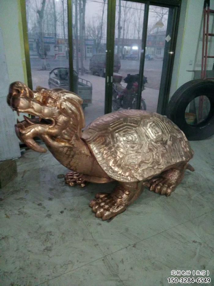 抽象海龜?shù)袼?店門口彩繪雕塑 步行街?jǐn)[件
