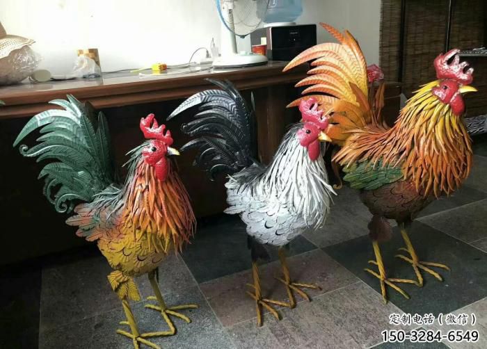 酒店小雞雕塑，仿真主題，網(wǎng)格工藝