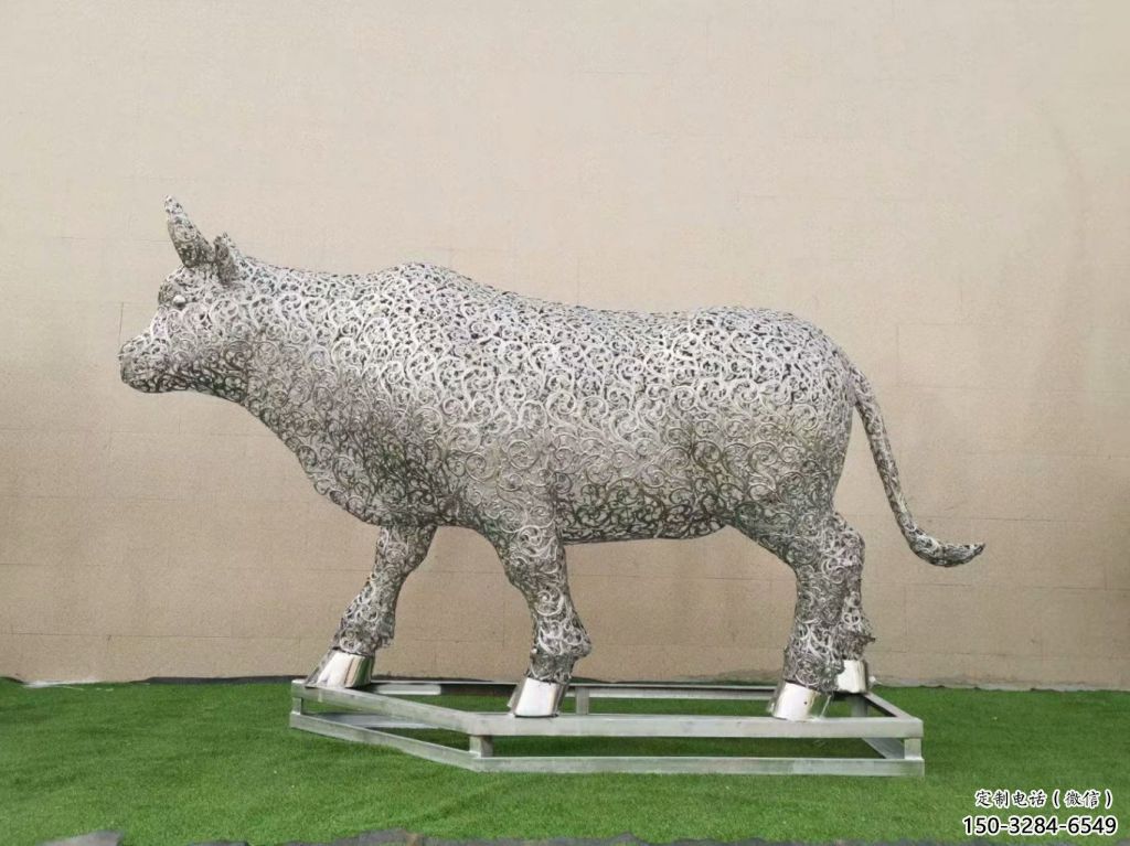 操場小牛雕塑，公園主題，鏤空工藝效果
