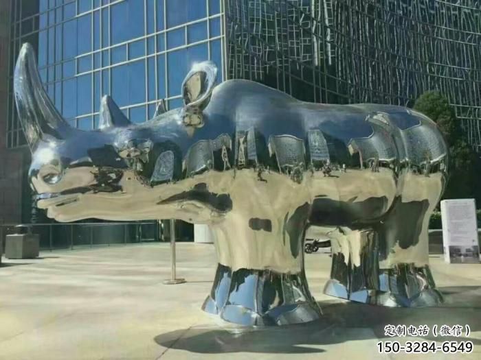 小區(qū)犀牛雕塑，拉絲海洋雕塑，抽象效果