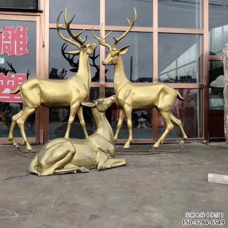 小區(qū)馴鹿雕塑，拉絲海洋雕塑，抽象效果