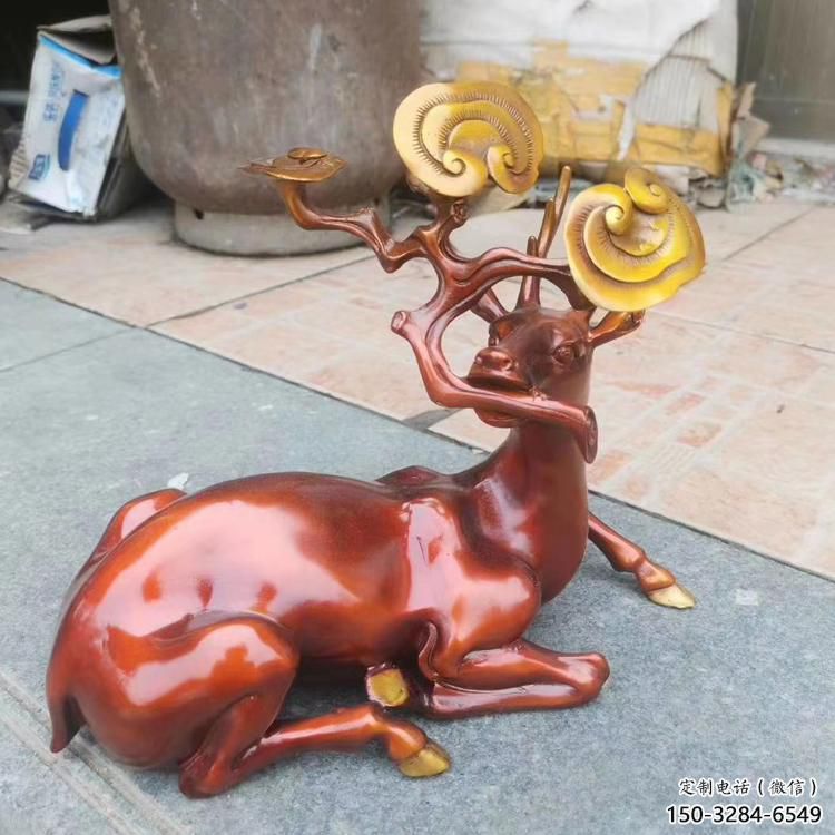 醫(yī)院馴鹿雕塑，仿古動(dòng)漫雕塑，仿古擺件