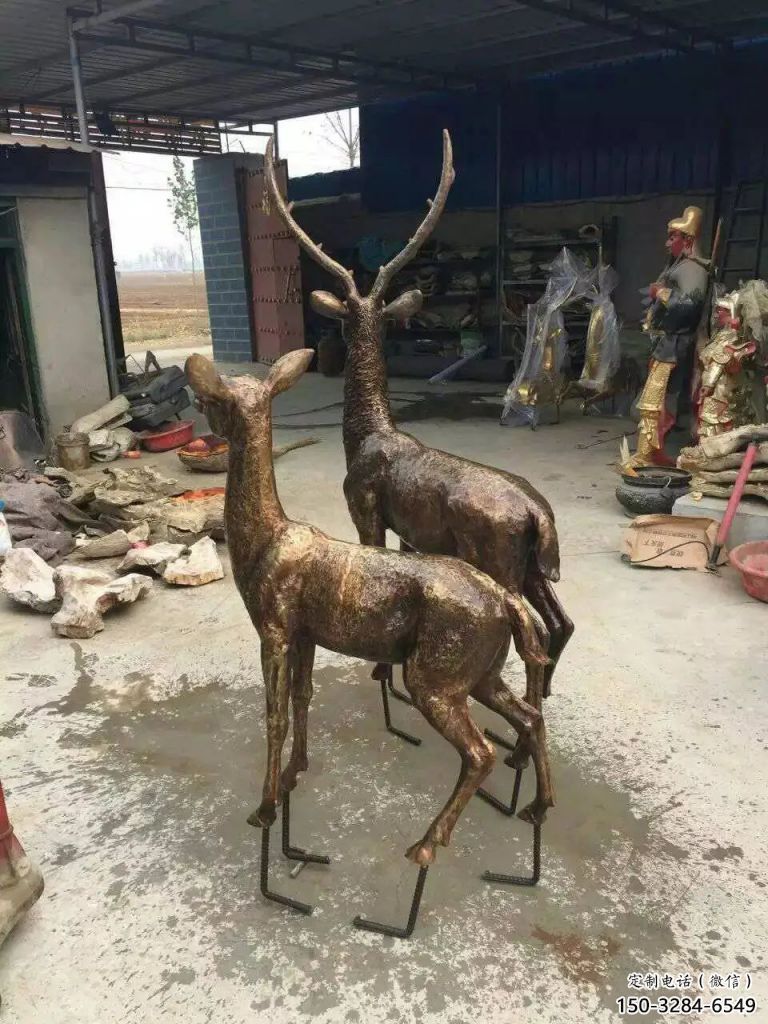 城市馴鹿雕塑，網(wǎng)格體育雕塑，古銅效果