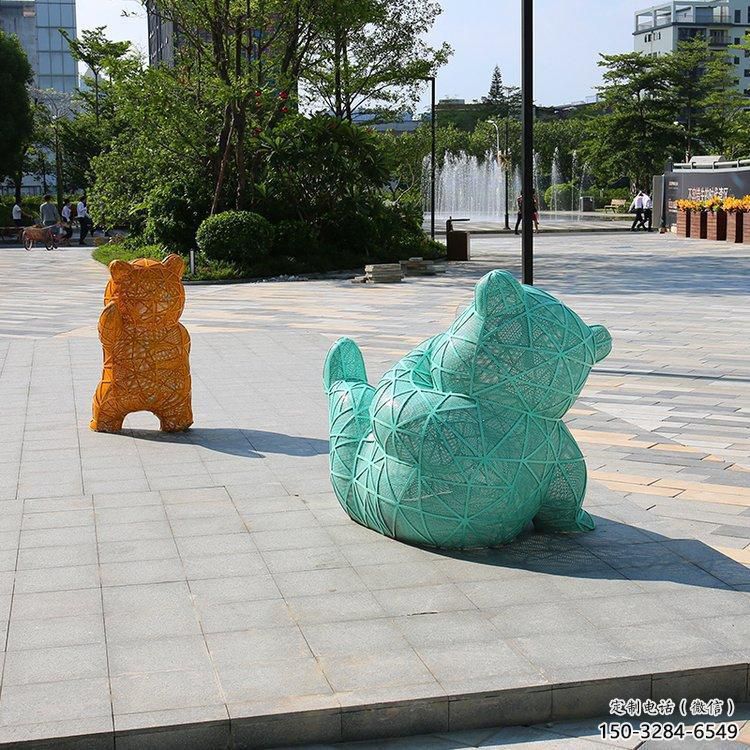 街道狗熊雕塑，鑄銅農(nóng)耕雕塑，古銅效果