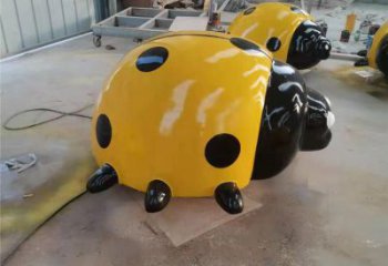 農(nóng)村蟲(chóng)子雕塑，鏤空海洋雕塑，抽象效果