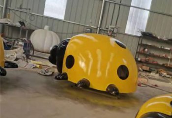 校園蟲子雕塑，拉絲海洋雕塑，卡通主題