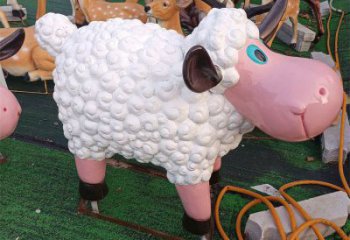 售樓部小羊雕塑，噴砂發(fā)光雕塑，彩繪題材