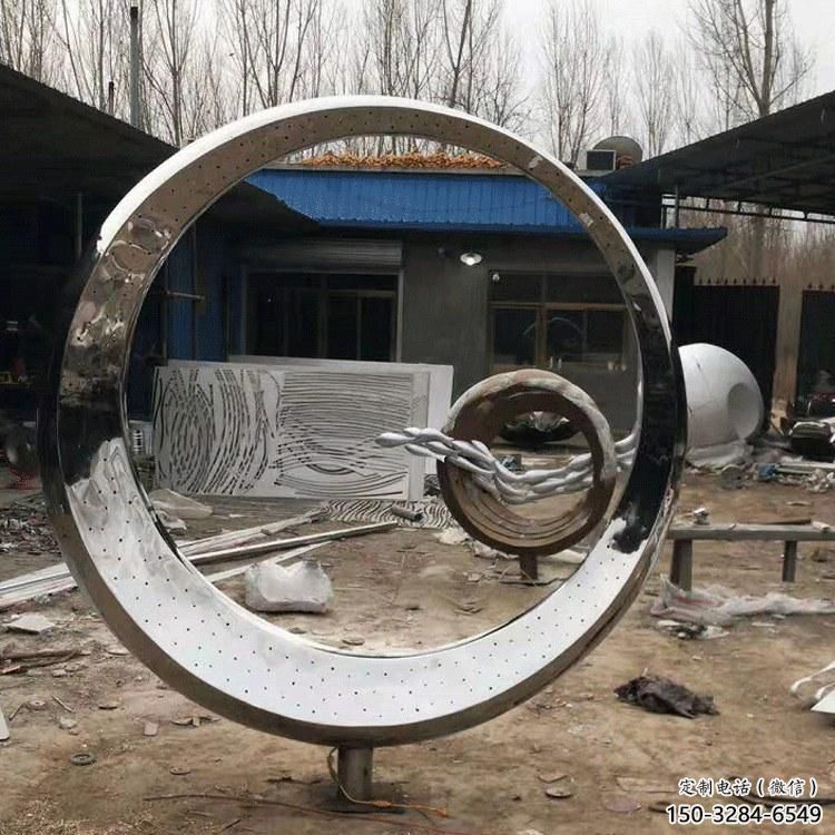 大型月亮雕塑，鍛造景觀雕塑，鏡面工藝