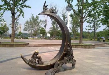 街道月亮雕塑，鍛造景觀雕塑，古銅效果