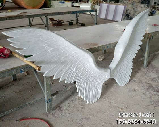 公園翅膀雕塑，噴砂發(fā)光雕塑，鍛造工藝