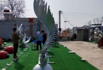 校園翅膀雕塑，拉絲景觀雕塑，抽象主題