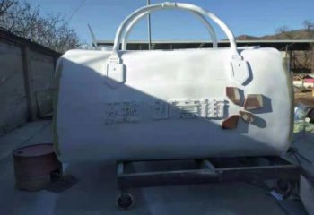 拉絲包包雕塑 鏤空創(chuàng)意擺件 別墅區(qū)雕塑