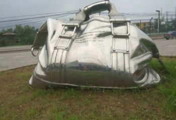 現(xiàn)代包包雕塑 大型別墅區(qū)擺件 博物館雕塑