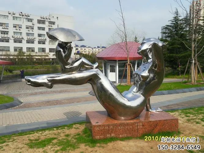 彩繪母親雕塑 戶外女人雕塑 街頭肖像雕塑