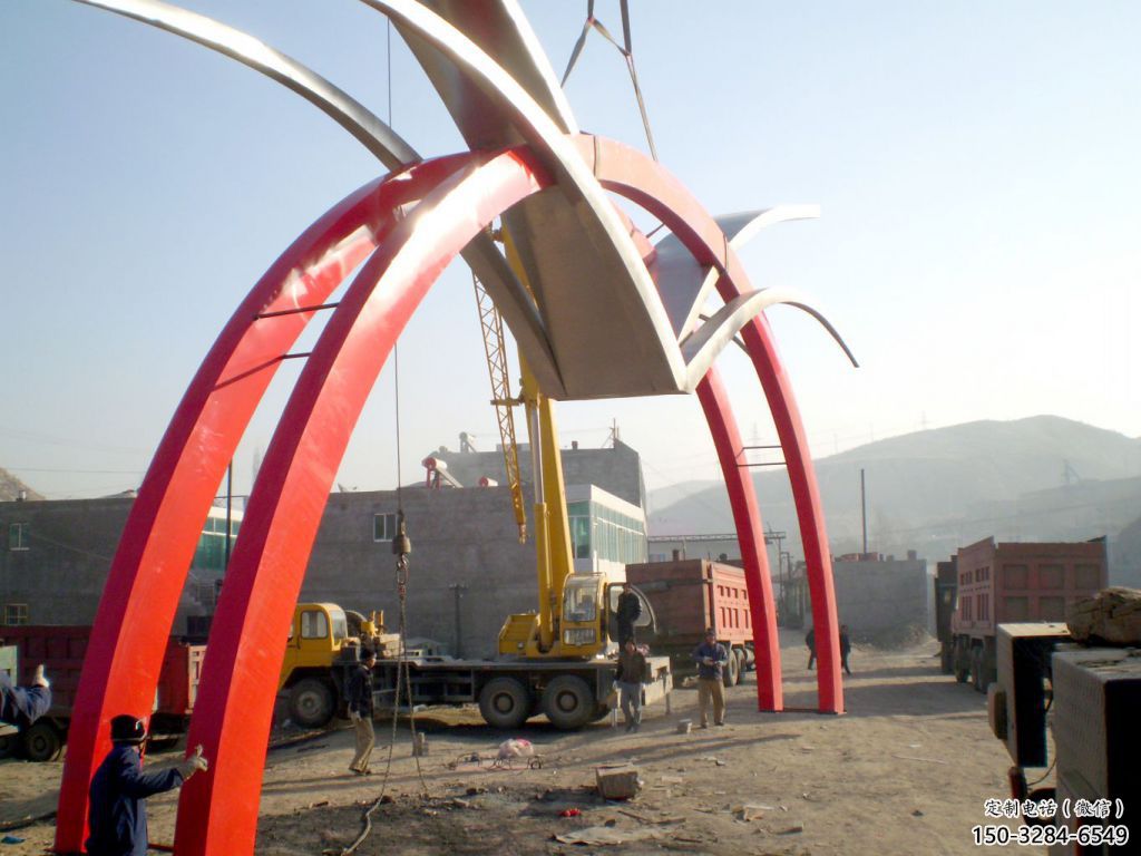 街頭大門雕塑 大型別墅區(qū)雕塑 鋼管拱門雕塑