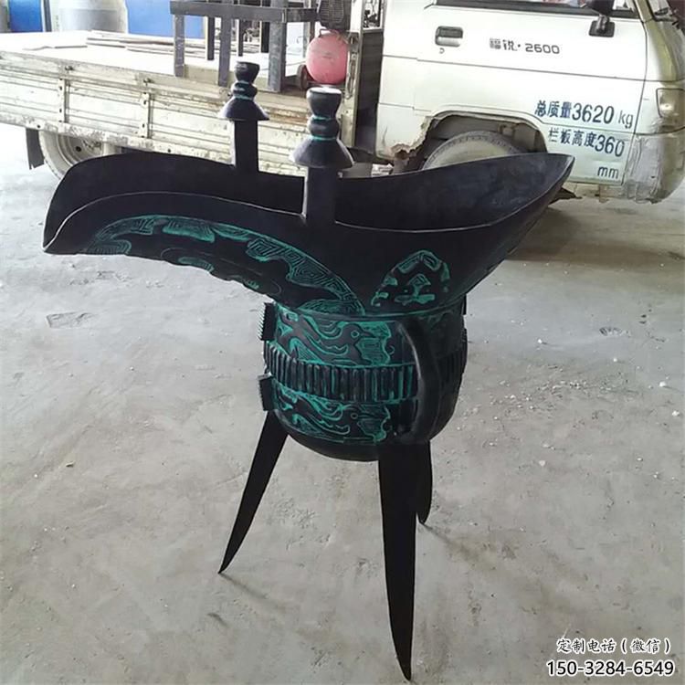 別墅區(qū)酒杯雕塑 大型別墅區(qū)酒杯子雕塑 剪影杯子雕塑