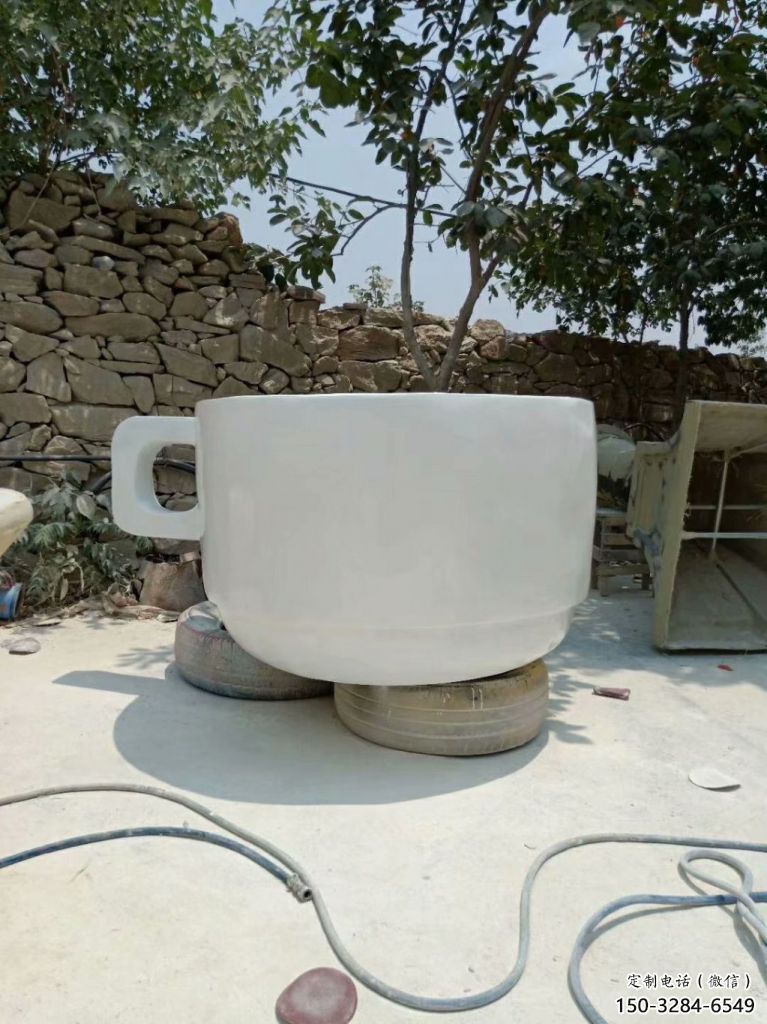 村口酒杯雕塑 啞光杯子雕塑 公園酒杯子雕塑