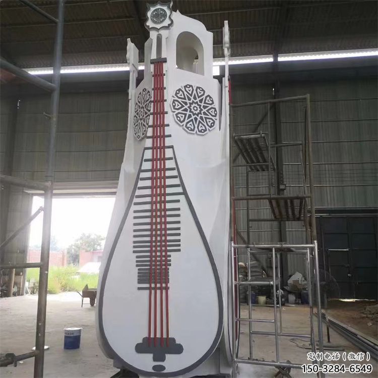 現(xiàn)代琵琶雕塑 大型別墅區(qū)樂器雕塑 彩繪音樂雕塑
