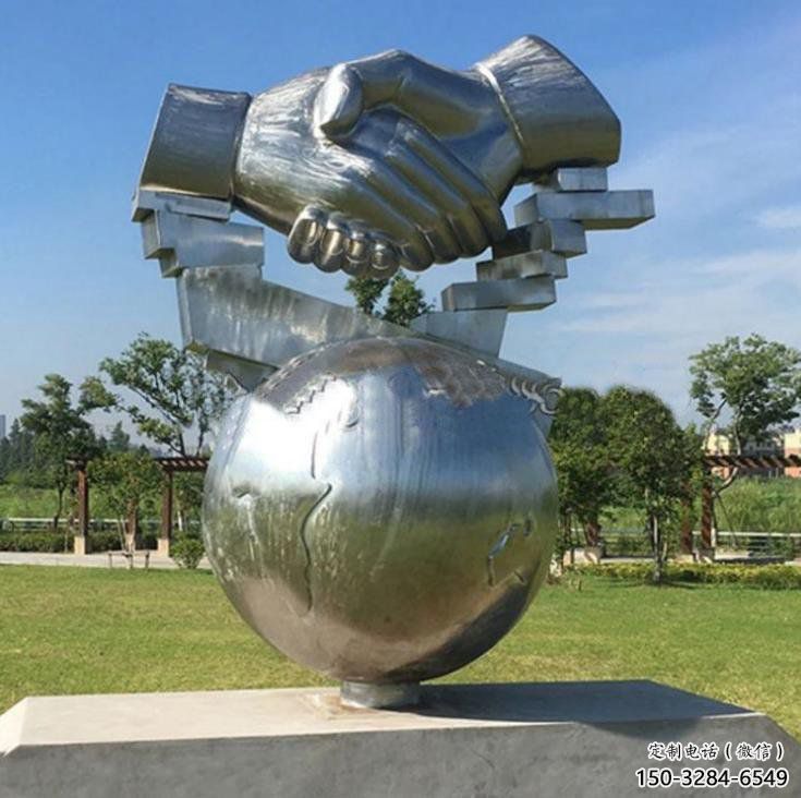 鏡面握手雕塑 烤漆大型誠(chéng)信雕塑 彩繪雕塑