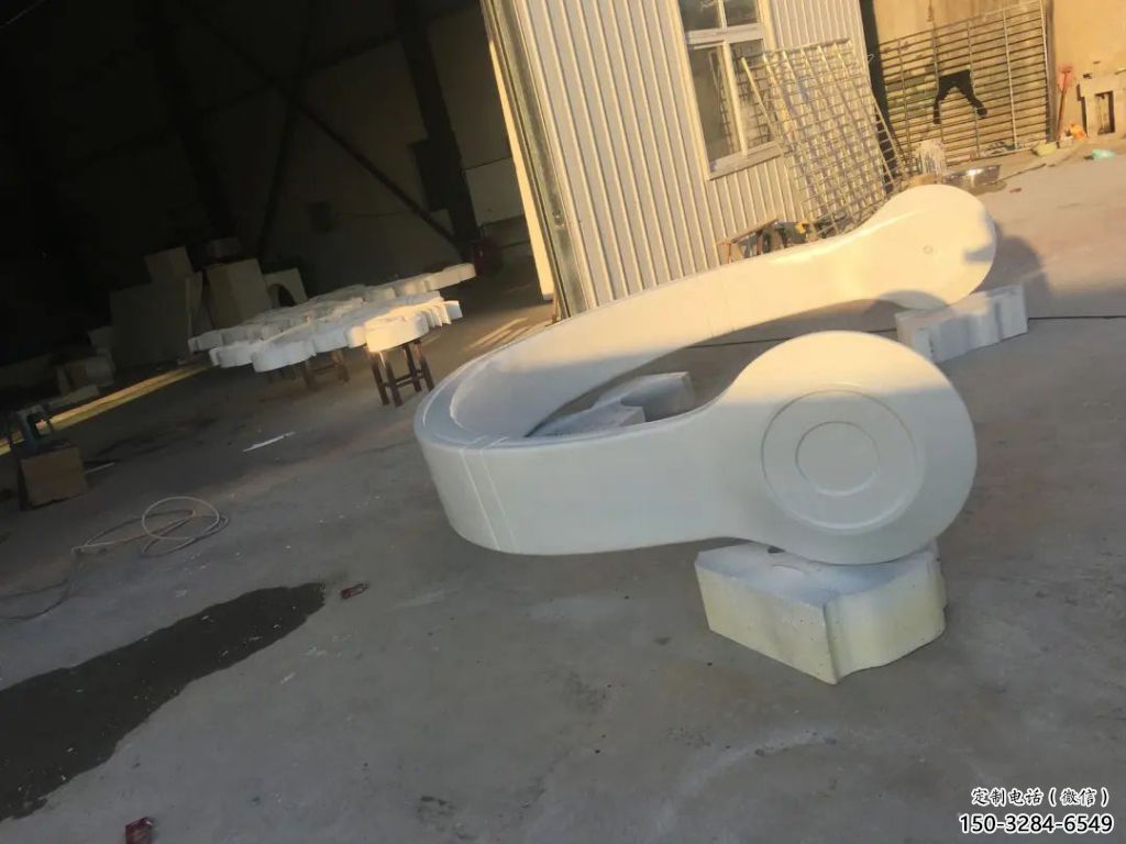 歐式耳麥雕塑 抽象希望音樂(lè)雕塑 景觀耳機(jī)雕塑