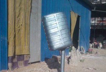 別墅區(qū)麥克風雕塑 大型別墅區(qū)話筒雕塑 剪影音樂雕塑