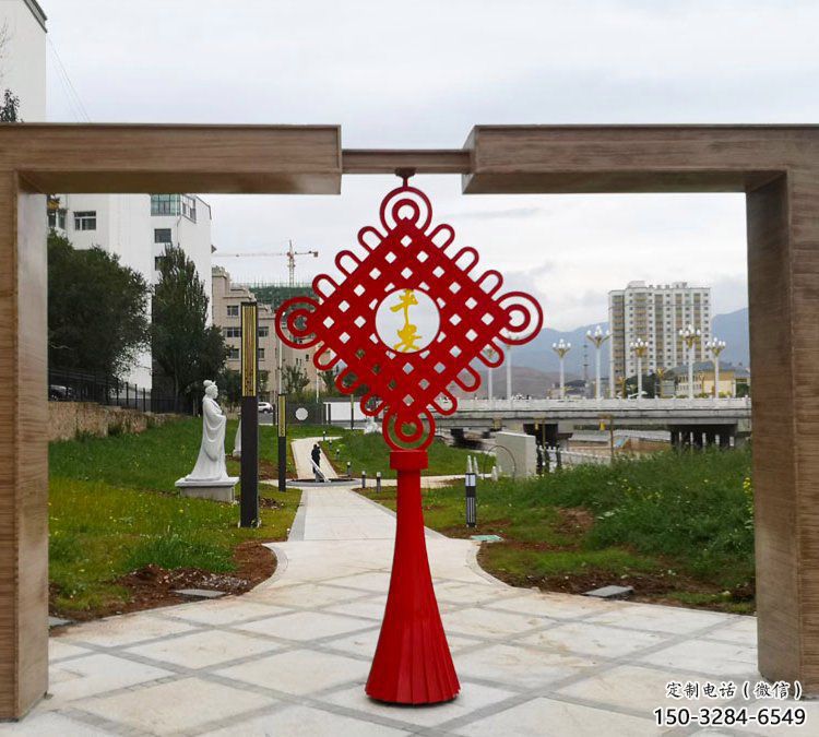 廣場中國結(jié)雕塑