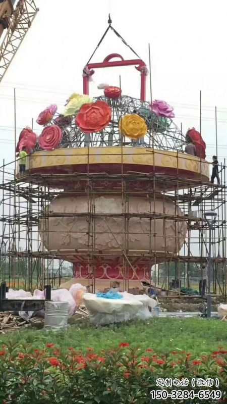 公園景觀雕塑定做，小區(qū)擺件，鏡面公園花籃雕塑制作