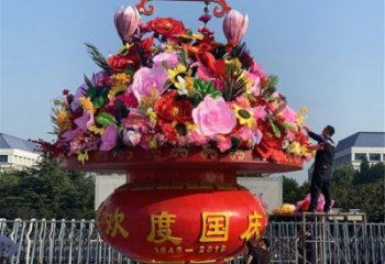 景區(qū)花籃雕塑，仿真歐式雕塑，鐵藝材質(zhì)