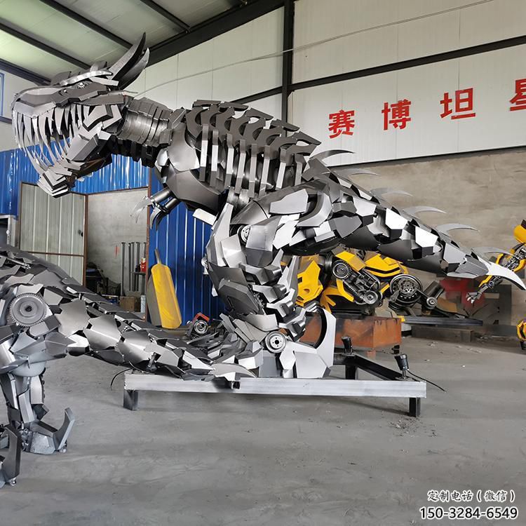 卡通機(jī)器人雕塑