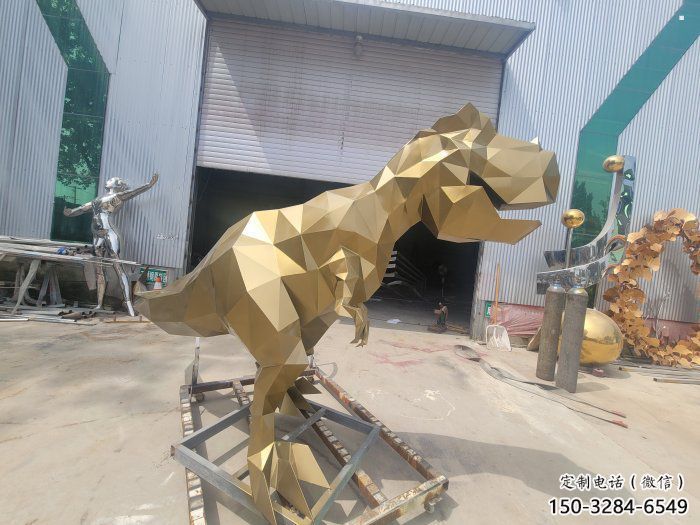 廣場(chǎng)恐龍雕塑供求，露天雕塑，企業(yè)幾何恐龍雕塑標(biāo)準(zhǔn)