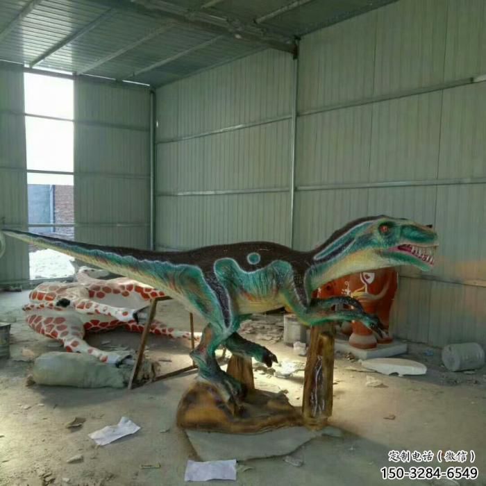恐龍雕塑定做，小區(qū)擺件，軟體發(fā)聲恐龍雕塑制作