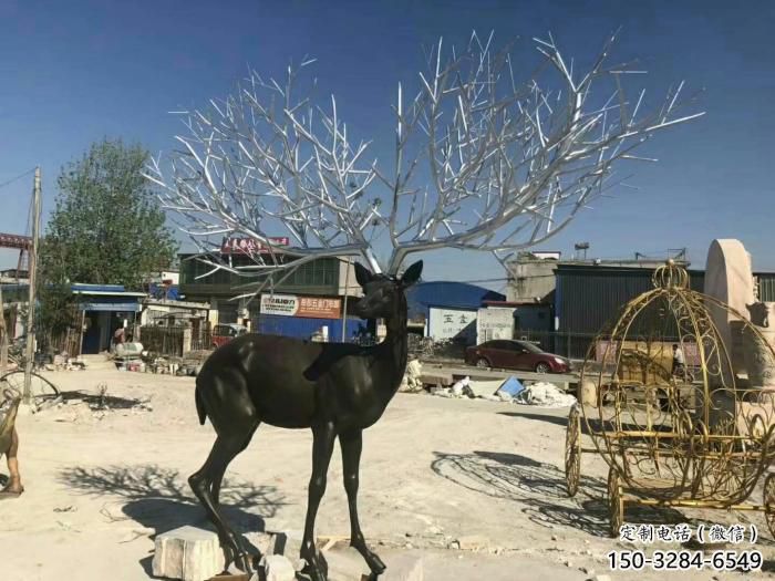 麋鹿雕塑承接，景區(qū)案例，仿銅麋鹿雕塑廠家