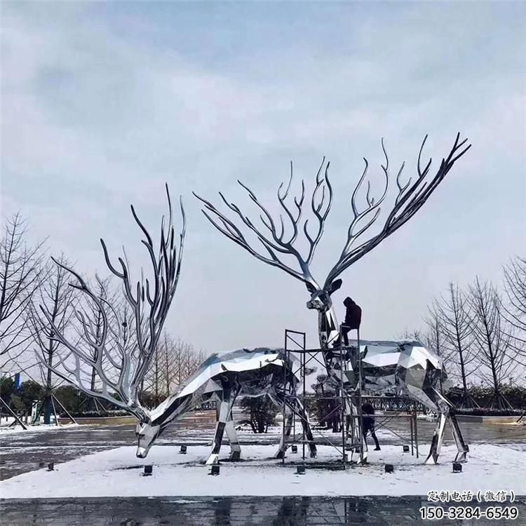 梅花鹿雕塑通用，陸地?cái)[件，鏡面工藝梅花鹿雕塑點(diǎn)擊