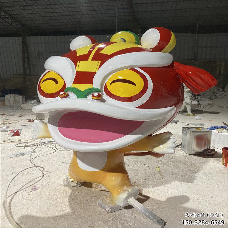 卡通形態(tài)效果，玻璃鋼卡通獅子雕塑，美陳景觀擺件