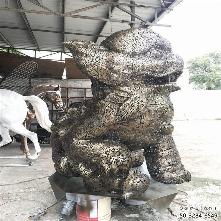景觀獅子雕塑選定，美陳雕塑，鏤空鋼絲獅子雕塑優(yōu)選