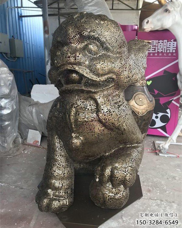 透雕獅子雕塑精品，鏤空編織工藝，不銹鋼獅子雕塑供求