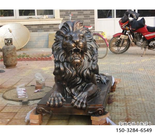 戶外獅子擺放通用，陸地擺件，景觀趴獅雕塑制作優(yōu)選