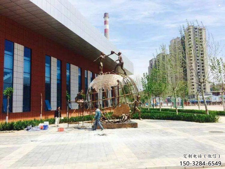 地球儀雕塑定價，拉絲工藝，地球儀人物雕塑制作