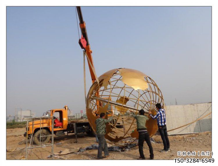 地球儀雕塑優(yōu)價(jià)，鋼管組合，不銹鋼地球儀雕塑安裝