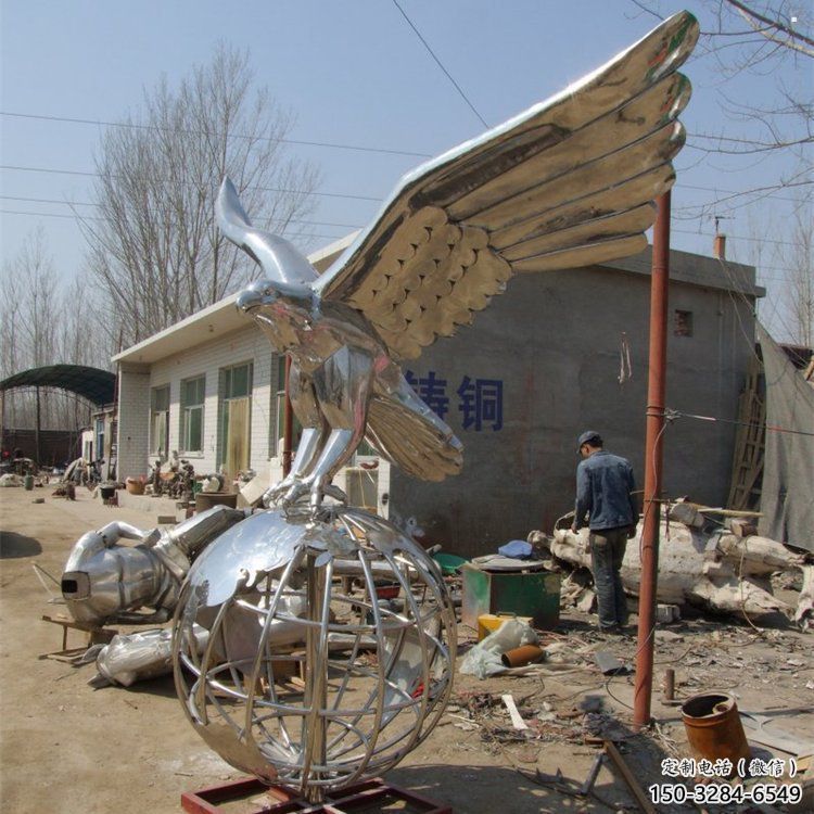 地球儀雕塑通用，城市雕塑，鏡面老鷹踩地球儀雕塑廠家