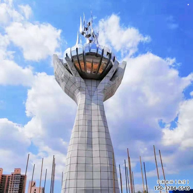 制造地球儀雕塑廠家，鋼管組合，手托地球儀雕塑制作