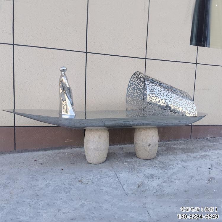 乘船人雕塑制作，景觀概念，廣場(chǎng)不銹鋼乘船人雕塑常用