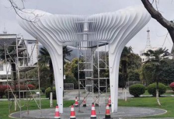 精神堡壘雕塑，折紙藝術(shù)形式，城市景觀建筑雕塑